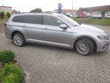 VW Passat bei Gebrauchtwagen.expert - Abbildung (6 / 15)