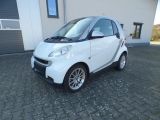 Smart smart fortwo bei Gebrauchtwagen.expert - Abbildung (2 / 15) Smart smart fortwo bei Gebrauchtwagen.expert - Abbildung (2 / 15)