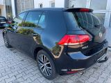 VW Golf VII bei Gebrauchtwagen.expert - Abbildung (3 / 15)