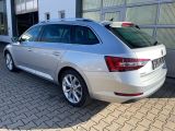 Skoda Superb bei Gebrauchtwagen.expert - Abbildung (3 / 15)