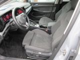 VW Golf bei Gebrauchtwagen.expert - Abbildung (8 / 15) VW Golf bei Gebrauchtwagen.expert - Abbildung (8 / 15)