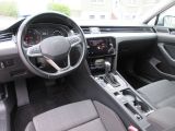 VW Passat bei Gebrauchtwagen.expert - Abbildung (8 / 14)