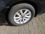 VW Passat bei Gebrauchtwagen.expert - Abbildung (5 / 12) VW Passat bei Gebrauchtwagen.expert - Abbildung (5 / 12)
