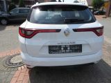 Renault Megane bei Gebrauchtwagen.expert - Abbildung (3 / 15)