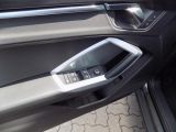 Audi Q3 bei Gebrauchtwagen.expert - Abbildung (13 / 15) Audi Q3 bei Gebrauchtwagen.expert - Abbildung (13 / 15)