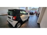 Smart smart fortwo bei Gebrauchtwagen.expert - Abbildung (13 / 15)