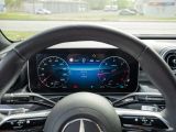 Mercedes-Benz 220 bei Gebrauchtwagen.expert - Abbildung (14 / 15)