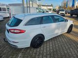 Ford Mondeo Turnier bei Gebrauchtwagen.expert - Abbildung (3 / 15)