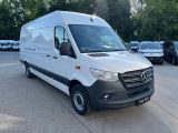 Mercedes-Benz Sprinter bei Gebrauchtwagen.expert - Abbildung (4 / 15)