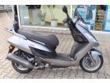 Kymco 125 bei Gebrauchtwagen.expert - Abbildung (2 / 15)