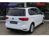 VW Touran bei Gebrauchtwagen.expert - Abbildung (6 / 15) VW Touran bei Gebrauchtwagen.expert - Abbildung (6 / 15)